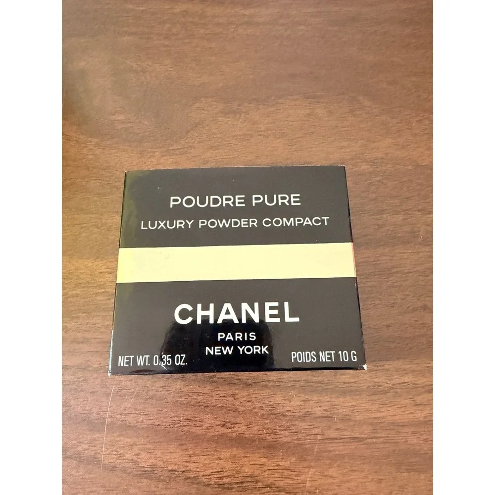 CHANEL poudre pure